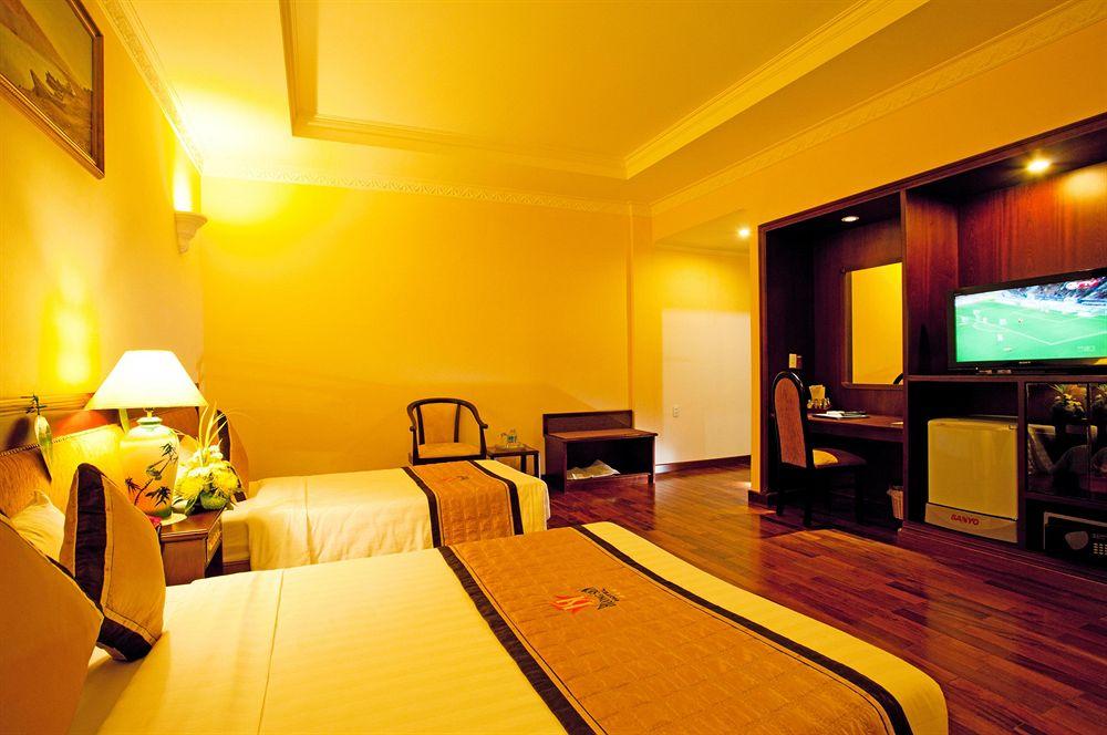 Huong Sen Hotel Cidade de Ho Chi Minh Exterior foto