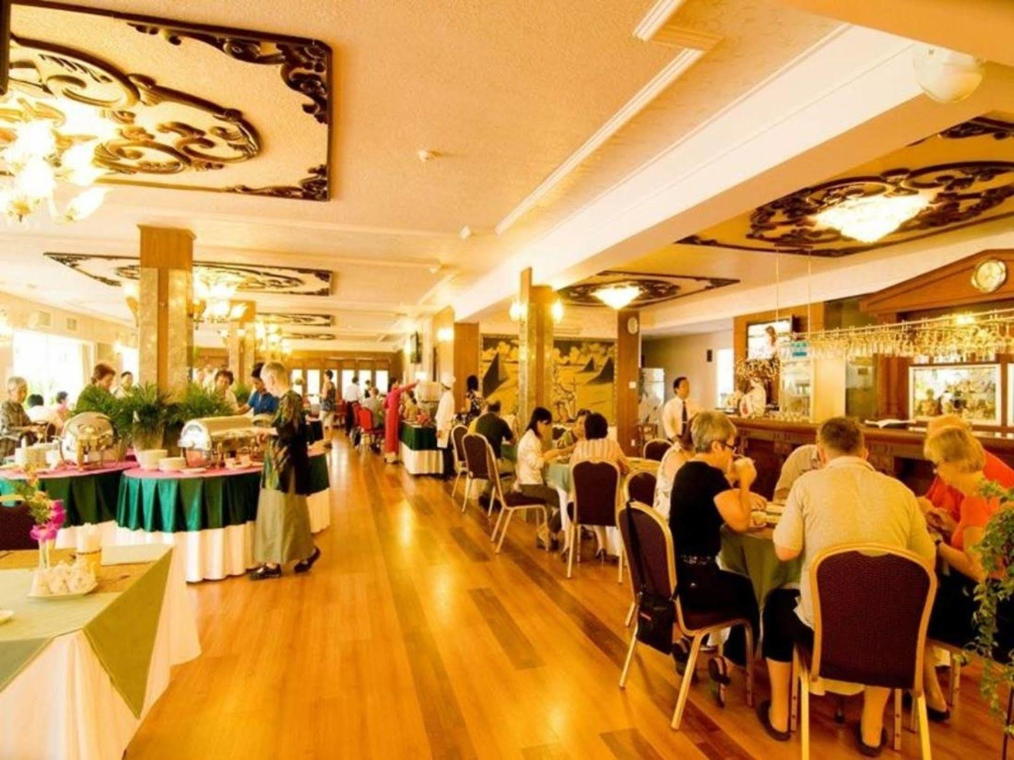 Huong Sen Hotel Cidade de Ho Chi Minh Exterior foto