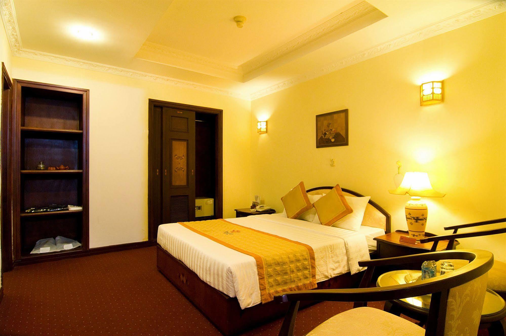 Huong Sen Hotel Cidade de Ho Chi Minh Exterior foto