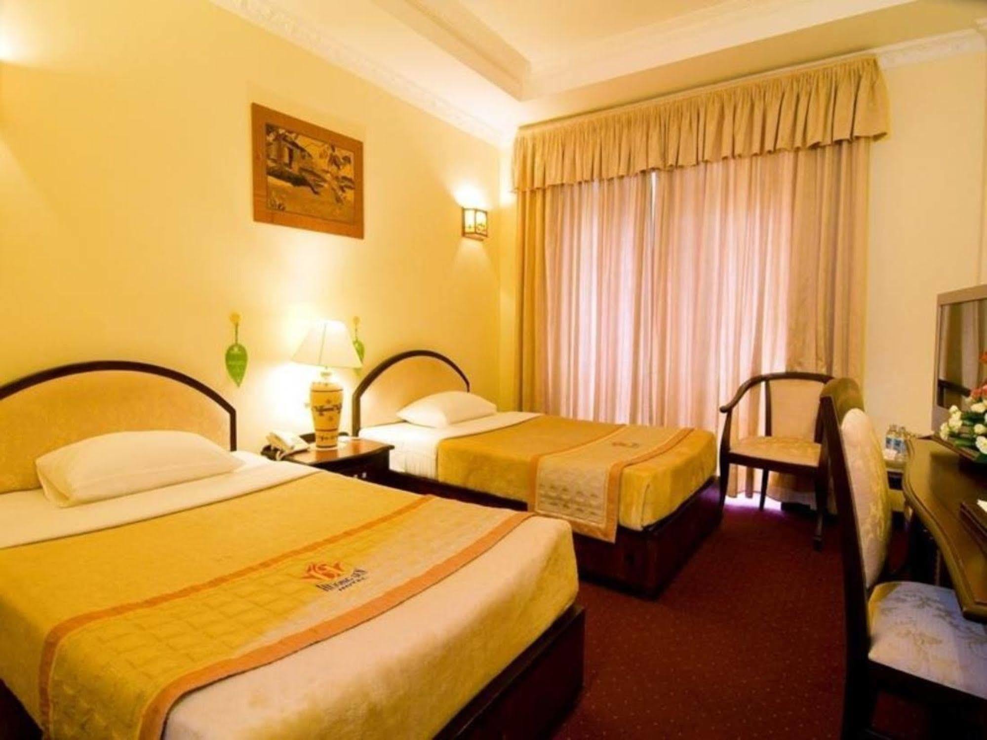 Huong Sen Hotel Cidade de Ho Chi Minh Exterior foto